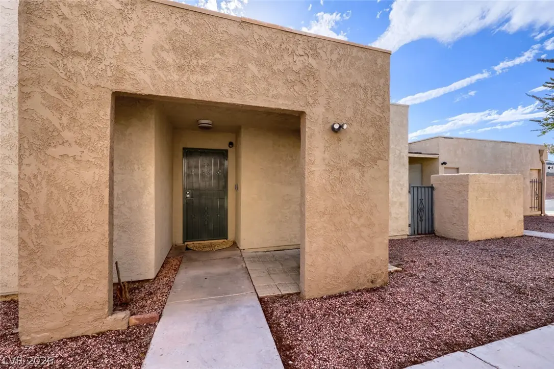 4213 Essex Green Court, Las Vegas, NV 89110