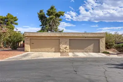 4213 Essex Green Court, Las Vegas, NV 89110 
