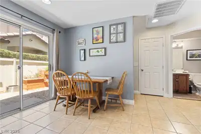 10553 Pueblo Springs Street Dining Area