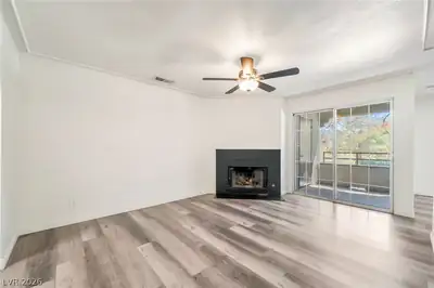2200 South Fort Apache Road 2229 Living Room