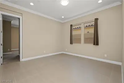 287 Nine Mile Creek Drive Living Room