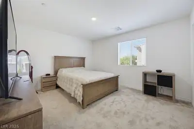 6236 Foxes Dale Street, Las Vegas, NV 89166 Primary Bedroom