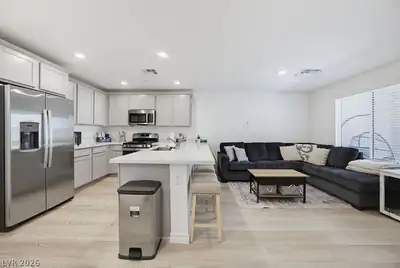 6236 Foxes Dale Street, Las Vegas, NV 89166 Kitchen