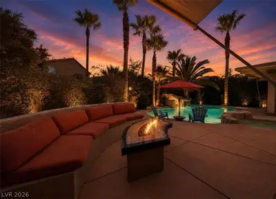 7470 Laughing Brook Court, Las Vegas, NV 89131 Pool