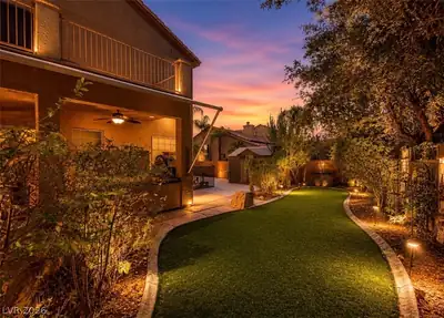 7470 Laughing Brook Court, Las Vegas, NV 89131 Yard