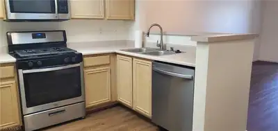 8070 West Russell Road 1123 Kitchen