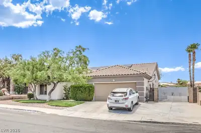 1019 Skysail Drive, Henderson, NV 89011 Front of Structure