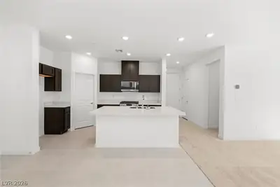 9089 Damson Street Kitchen