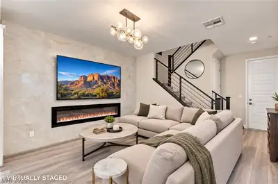 11656 Redwood Mountain Avenue Living Room