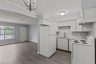 555 South Royal Crest Circle 9 Kitchen