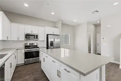 2405 Copperbelt Street, Las Vegas, NV 89030 Kitchen