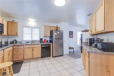 3510 Allegheny Drive, Las Vegas, NV 89122 Kitchen