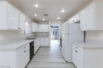 2246 Ramsgate Drive 0 Kitchen