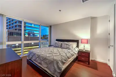 4471 Dean Martin Drive 307 Bedroom
