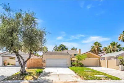 2985 Bel Air Drive Las Vegas, NV 89109
