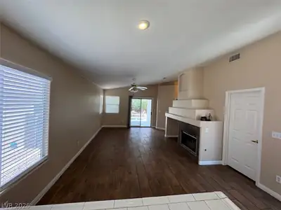 1574 Autum Hill, Henderson, NV 89052 Living Room