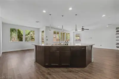 10290 Turia Gardens Road, Las Vegas, NV 89135 Kitchen