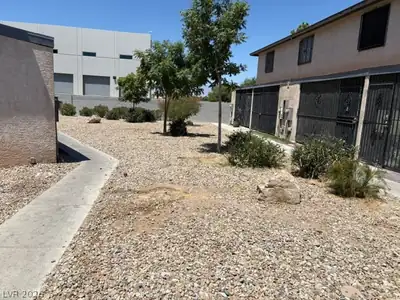 3541 Rio Robles Drive D, North Las Vegas, NV 89030 Front of Structure