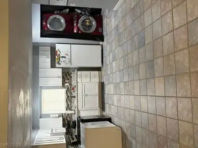 3541 Rio Robles Drive D, North Las Vegas, NV 89030 Kitchen