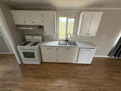 237 East Fairview Lane Kitchen
