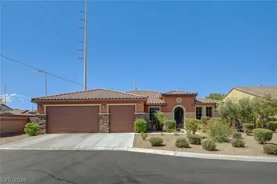 8586 Monument Lake Court, Las Vegas