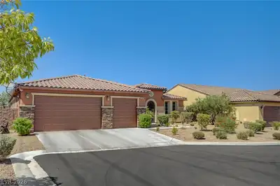 8586 Monument Lake Court, Las Vegas, NV 89113 Front of Structure