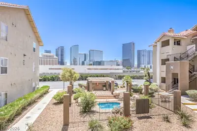 4200 South Valley View Boulevard 2081 Pool
