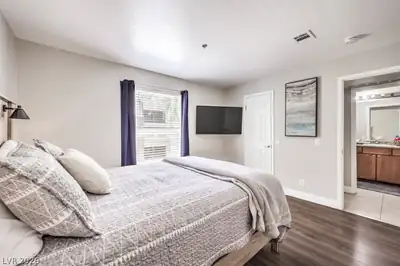 4200 South Valley View Boulevard 2081 Bedroom