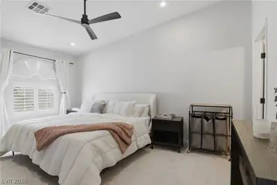 8452 Boseck Drive 235 Bedroom