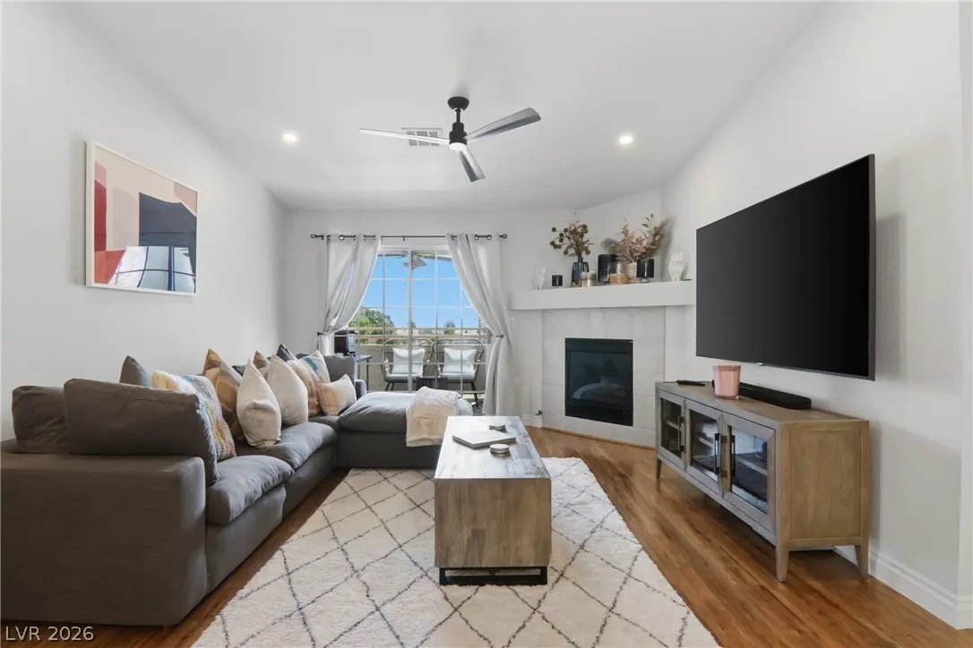 8452 Boseck Drive 235