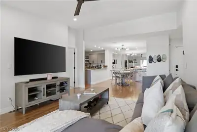 8452 Boseck Drive 235 Living Room