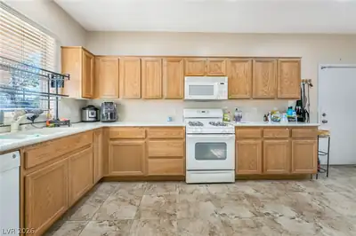 8573 Vestia Court, Las Vegas, NV 89149 Kitchen