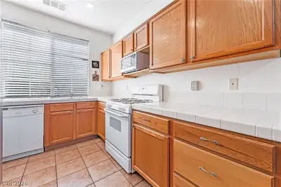 1712 Stonefield Street, Las Vegas, NV 89144 Kitchen