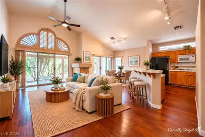 2146 Eaglepath Circle, Henderson, NV 89074 Living Room