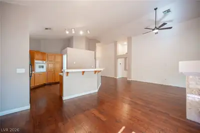 2146 Eaglepath Circle, Henderson, NV 89074 Kitchen