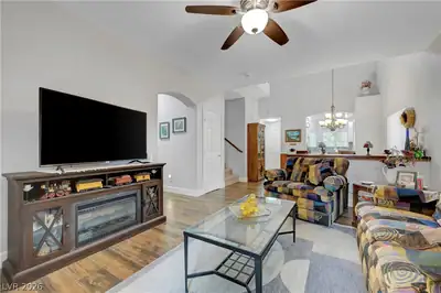 9475 Marshall Creek Street, Las Vegas, NV 89178 Living Room