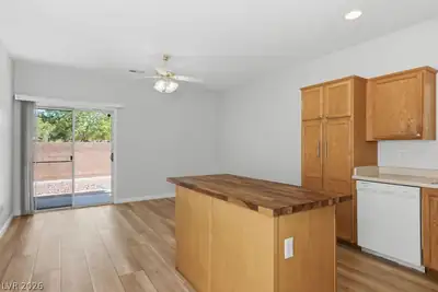 3632 Carisbrook Drive Kitchen