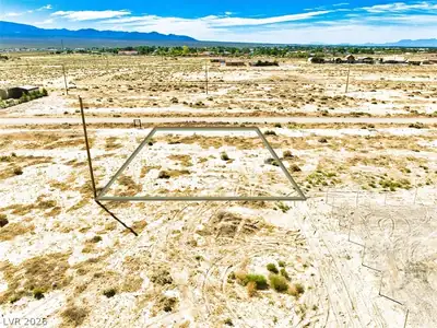 580 Fangio Lane, Pahrump, NV 89060 