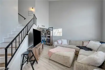 1909 Natalee Drive, Henderson, NV 89011 Living Room