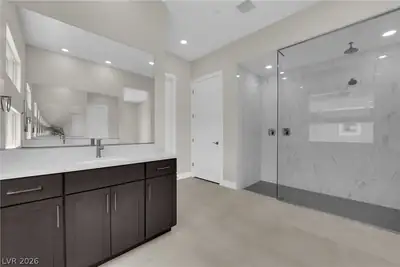 32 Stone Yucca Court Primary Bathroom