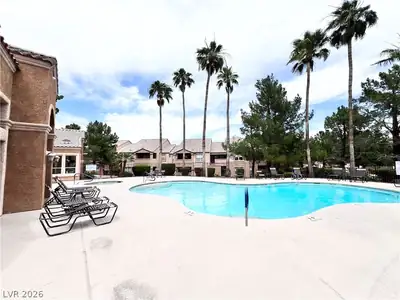 1150 North Buffalo Drive 1077 Pool