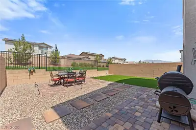 8879 Roadrunner Ravine Street, Las Vegas, NV 89166 Patio