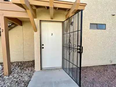 3716 Snorkel Circle 2 Entrance Foyer
