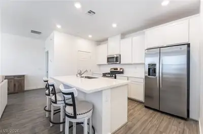 195 Ansley Park Drive, Henderson, NV 89015 Kitchen