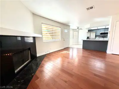 920 Rockview Drive 101 Living Room