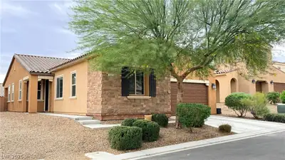 821 Fox Mountain Court North Las Vegas, NV 89084