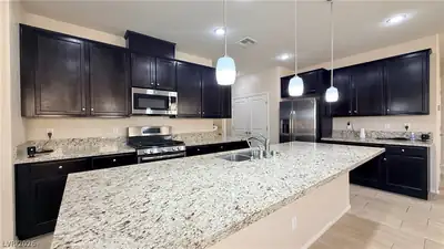 821 Fox Mountain Court, North Las Vegas, NV 89084 Kitchen