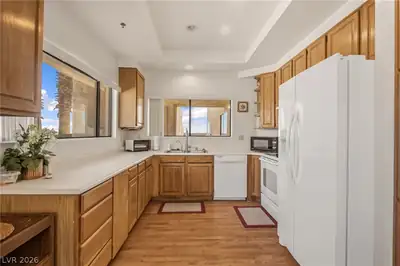 3859 Desert Marina Drive 253 Kitchen