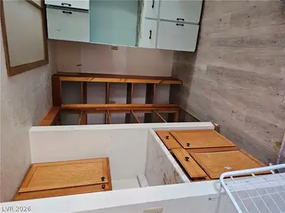 1610 Shadscale Court, Tonopah, NV 89049 Kitchen