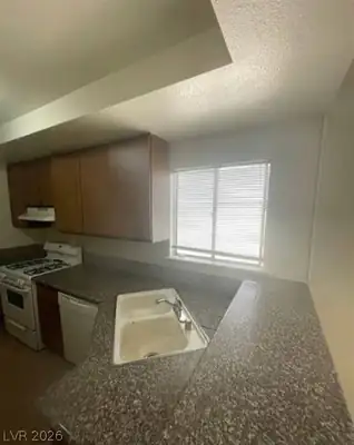 108 Boysenberry Lane Kitchen